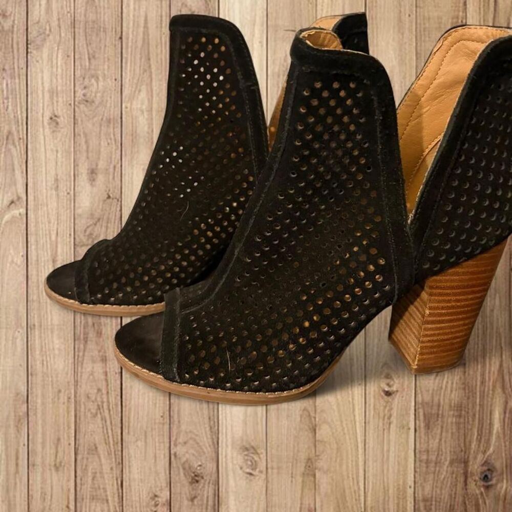 Lucky-brand Women's Size 6.5 Black Peep Toe Booties